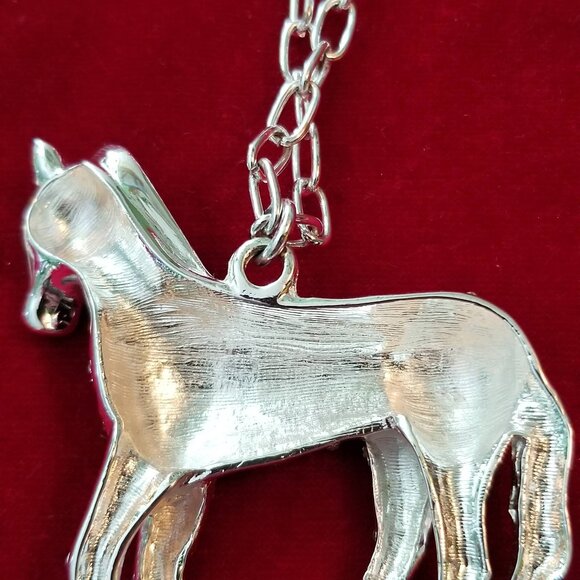 NWOT Large zebra necklace - Picture 12 of 12